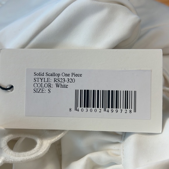 Siena Ruffle One Piece - Picture 3 of 3